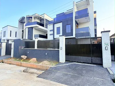 Sophisticated 5 Bedroom Fully Detached Duplex in a Secured Estate — Ikeja, Lagos