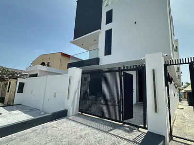 95% Ready 5 Bedroom Detached Duplex with Swimming Pool, BQ — Lekki, Lagos