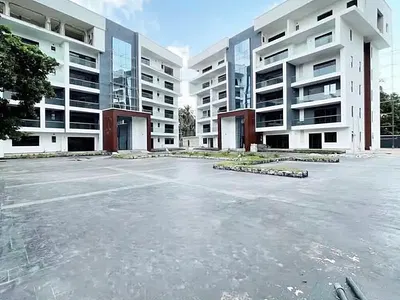 3 Bedroom Apartment with Elevator & Swimming Pool — Ikoyi, Lagos