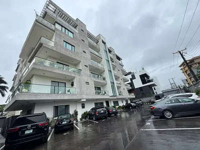 Fully Luxurious 4 Bedroom House with Ensuite BQ — Ikoyi, Lagos