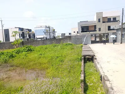 Dry Land for Build and Sell — Sangotedo, Ajah, Lagos