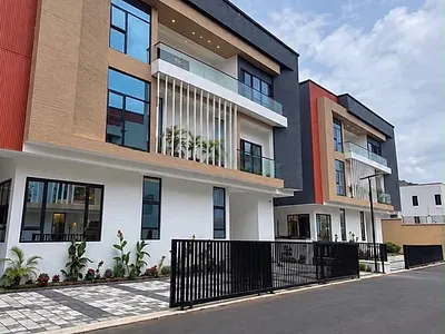 6 Bedroom Detached Duplex with Elevator & Swimming Pool — Katampe, Abuja