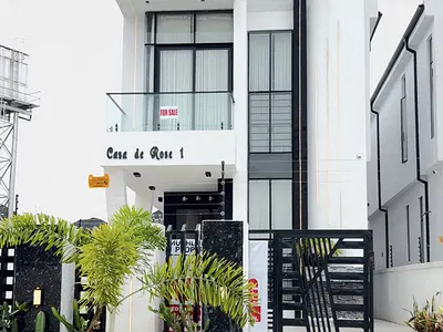 5 Bedroom Detached Duplex — Ikota, Lekki, Lagos