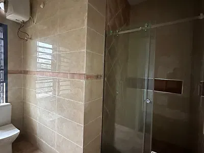 5 Bedroom Detached Duplex — Guzape District, Abuja