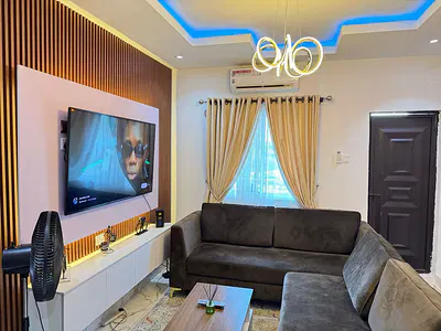 1 Bedroom Luxury Apartment — Onike Roundabout, Sabo, Yaba, Lagos