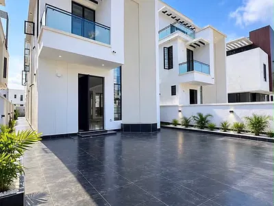 5 Bedroom Fully Detached Duplex — Lekki, Lagos