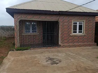 Modern 2 Bedroom Bungalow on a Plot of Land Fenced, Running Water — Philadelphia, Apete, Ibadan, Oyo