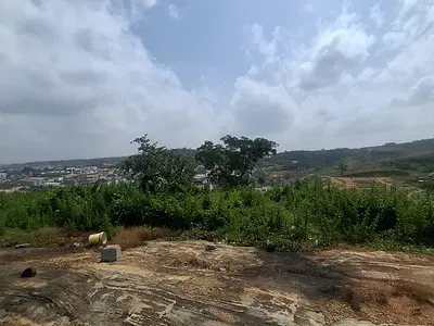 Land with Hill View of Size 1000 SQM — Guzape District, Abuja