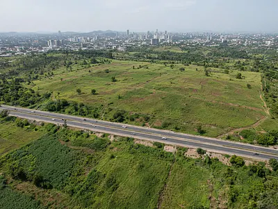 40.76 Hectares Farm Land with C of O and R of O — Plot 46, Airport Road, Yanga District, Lugbe District, Abuja