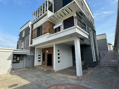Astonishing 5 Bedroom Fully Detached House + Pool, Cinema, Gym, BQ — Omole Phase 1, Ikeja, Lagos