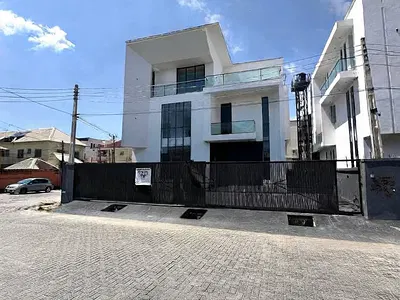 Newly Built 5-Bedroom Detached Duplex with Pool — Lekki, Lagos
