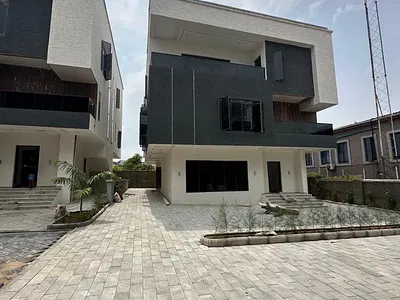 5 Bedroom Detached Duplex with BQ — Utako, Abuja