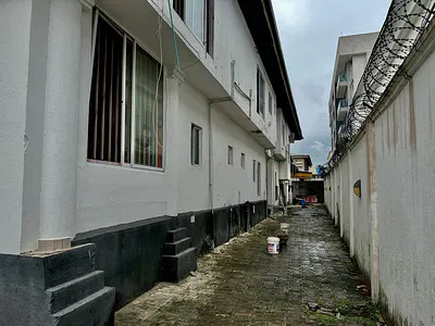 20 Bedroom Detached House — Lekki, Lagos
