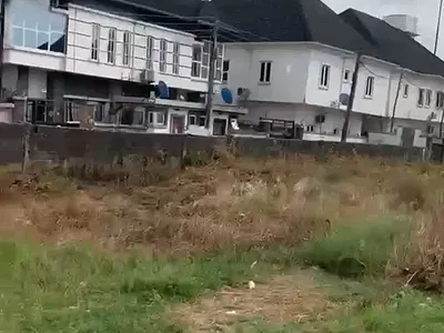1,883SQM Cornerpiece Dry Bare Land for Block of Flats, Terraces or Sem — Chevron, Lekki, Lagos