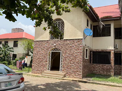 Luxury 3 Bedroom Spacious & Serviced Apartment — Asokoro District, Abuja