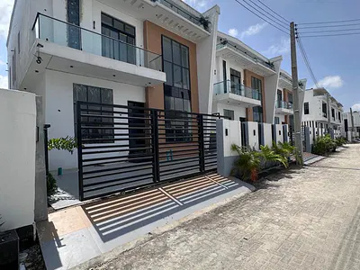 4 Bedroom Detached Duplex — Ajah, Lagos