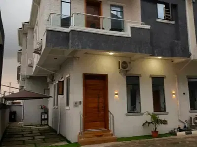 Unfurnished4-Bedroom Semi-Detached Terrace with Swimming Pool — Lekki, Lagos