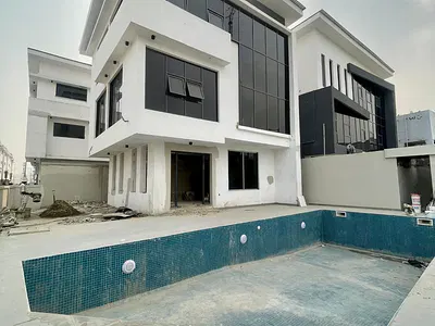 4 Bedroom Terrace Duplex with Boy's Quarters with Gym & Swimming Pool — Ikoyi, Lagos