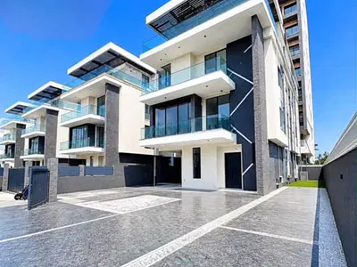 Luxury 5 Bedroom Detached Duplex with Pool — Ikoyi, Lagos