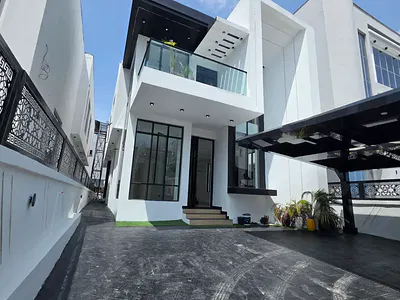 Luxury 5 Bedroom Detached Duplex with BQ — Hampton Island Chevron Drive, Idado, Lekki, Lagos