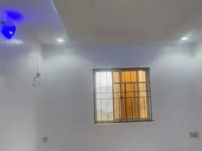 Well Maintained Upstairs Mini Flat (Video) — Ajah, Lagos