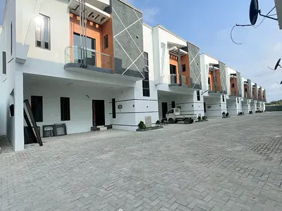 Newly Built 4 Bedroom Terraced Duplex with Gym and Pool — Ogombo Road / Mobil Road, Ajah, Lagos