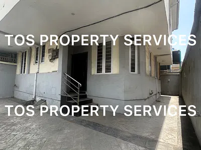 4 Bedroom Duplex (Self-Compound) — Alagomeji, Yaba, Lagos
