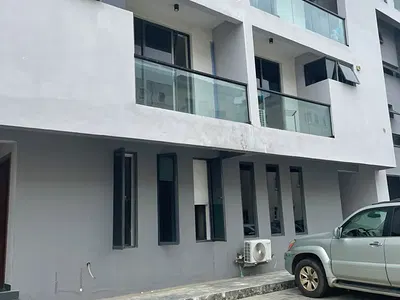 Service Sharp 4 Bedroom with BQ 24hours Light — Lekki, Lagos