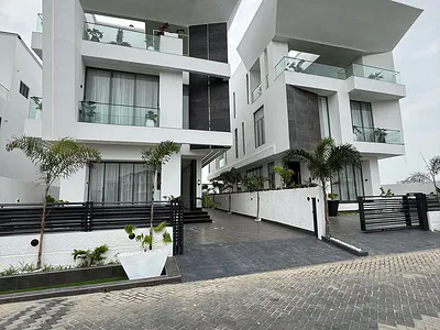 5 Bedroom Detached Duplex — Lekki, Lagos