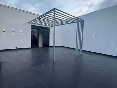 5 Bedroom Detached Duplex with Pentfloor, Swimming Pool, Cinema — Ajah, Lagos