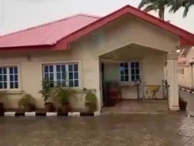 3 Bedroom Detached Bungalow — Suncity Estate, Galadimawa, Abuja