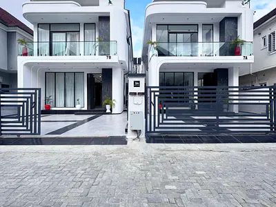 5 Bedroom Fully Detached Duplex — Lekki, Lagos