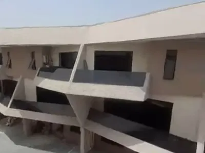 Serviced 4 Bedroom En-Suite Towhouse with 1 Room BQ — Lekki, Lagos