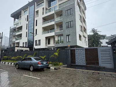 4 Bedroom Apartment with Swimming Pool and Elevator — Ikoyi, Old Ikoyi, Ikoyi, Lagos