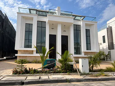 Luxury 5-Bedroom Detached Mansion with Private Pool & Cinema — Cowrie Creek, Ikate, Lekki, Lagos