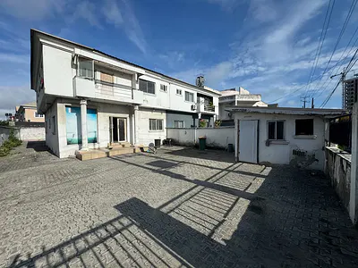 Land with Demolishable Structure — Lekki, Lagos