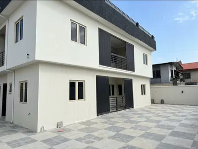 3 Bedroom House with BQ & Fitted Kitchen — Kofa Street by Tope Alabi Studio, Surulere, Lagos
