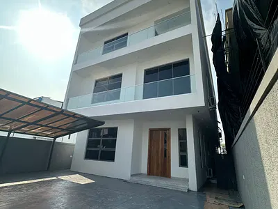 5 Bedroom Detached House — Ikoyi, Lagos
