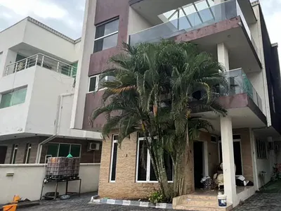 5 Bedroom Fully Detached Duplex with BQ — Ikoyi, Lagos