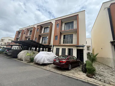 4 Bedroom Terraced Duplex with Attached BQ — By Cedacrest Hospital, Apo, Abuja