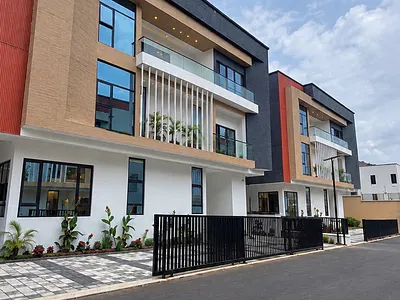 6 Bedroom House — Extension, Katampe, Abuja