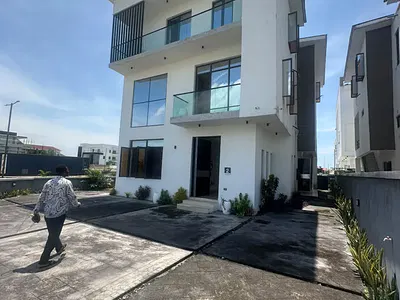 5 Bedroom Duplex with 2 Room BQ — Hampton Bay Estate, Ikate, Lekki, Lagos