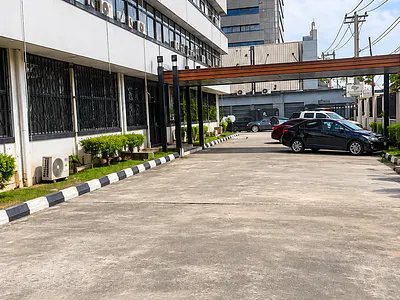4 Floor Commercial Building — Victoria Island (VI), Lagos