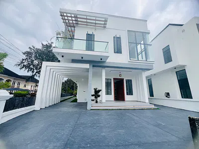 5 Bedroom Detached Duplex with BQ — Lekki, Lagos