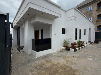 3 Bedroom Detached Bungalow — Trans Ekulu, Enugu, Enugu