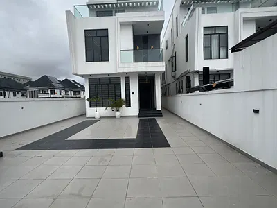 5 Bedroom Detached Duplex with Pool, Pentfloor, Cinema — Lekki, Lagos