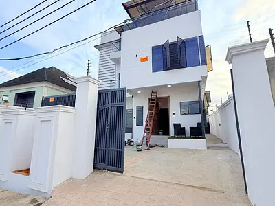 Newly Built 5 Bedroom Fully Detached Duplex — Ogba, Ikeja, Lagos