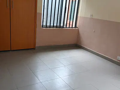 3 Bedroom Flat with Spacious Kictchen — Igbo Efon, Lekki, Lagos