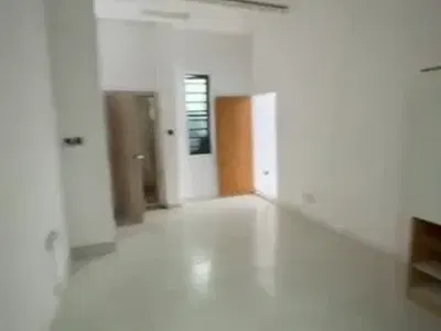 Luxurious Room and Parlour Self Contain — Chevron Alternative, Lekki, Lagos