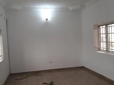 Newly Renovated 3 Bedroom Terrace Duplex with 1 One BQ and Standby Gen — Jahi, Jahi, Abuja